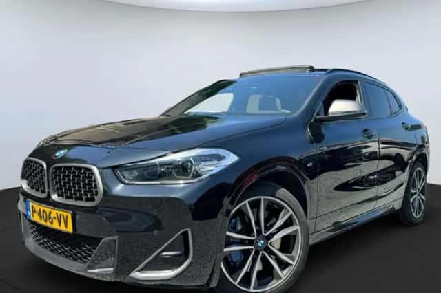 BMW X2 (2021) thumbnail 2