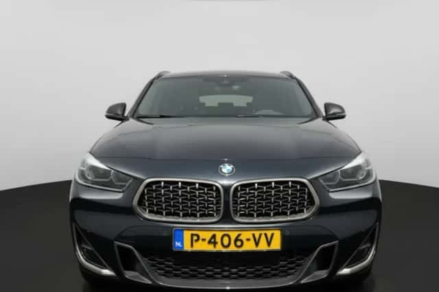 BMW X2 (2021) thumbnail 5