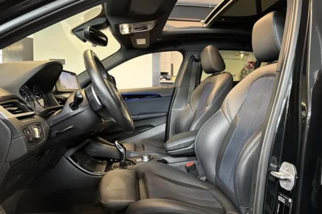 BMW X2 (2021) thumbnail 6