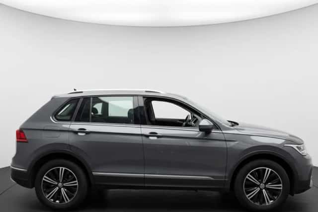 Volkswagen Tiguan (2021) thumbnail 4
