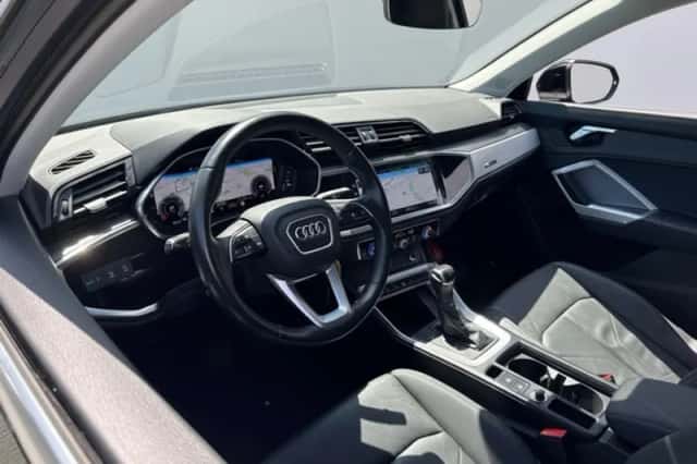 Audi Q3 (2022) thumbnail 6