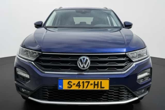 Volkswagen T-Roc (2020) thumbnail 5