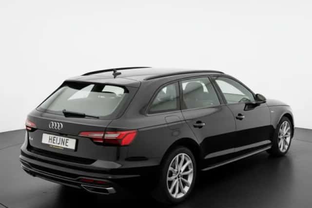 Audi A4 (2023) thumbnail 3