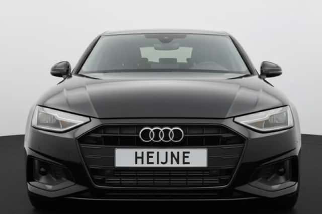 Audi A4 (2023) thumbnail 6