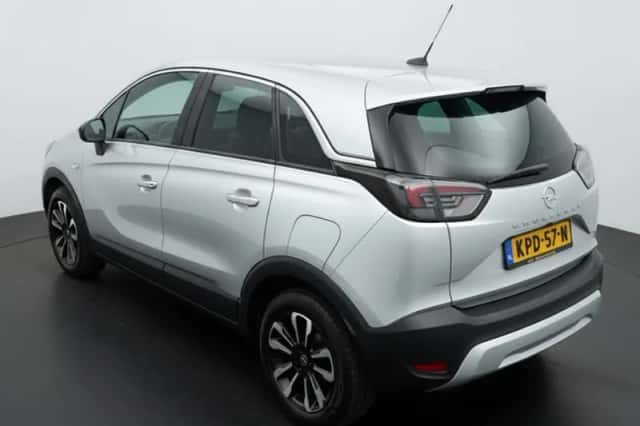 Opel Crossland (2023) thumbnail 3