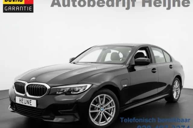 BMW 3-Serie (2022) thumbnail 1