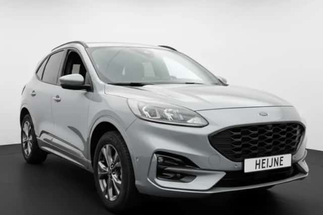 Ford Kuga (2022) thumbnail 4