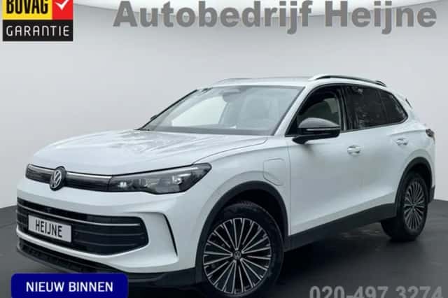 Volkswagen Tiguan (2025) thumbnail 1