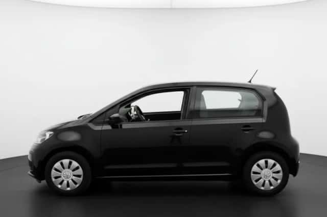 Volkswagen Up! (2017) thumbnail 3