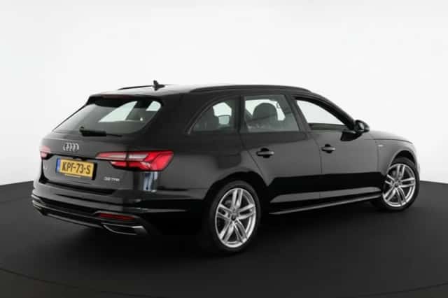 Audi A4 (2023) thumbnail 6