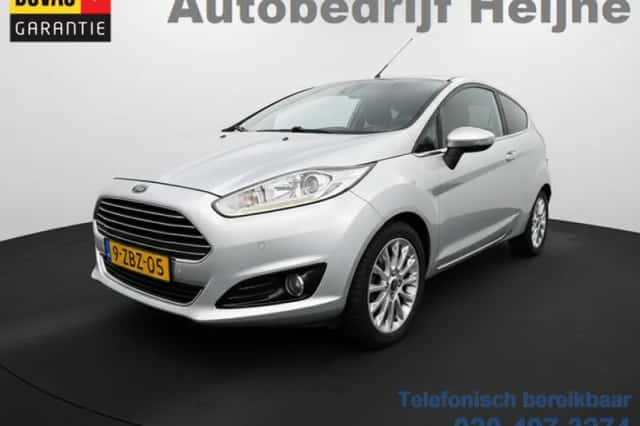 Ford Fiesta (2014) thumbnail 1