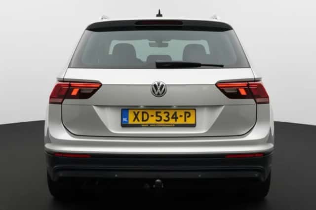 Volkswagen Tiguan (2019) thumbnail 5