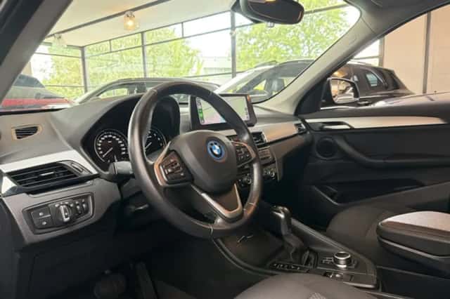 BMW X1 (2022) thumbnail 1