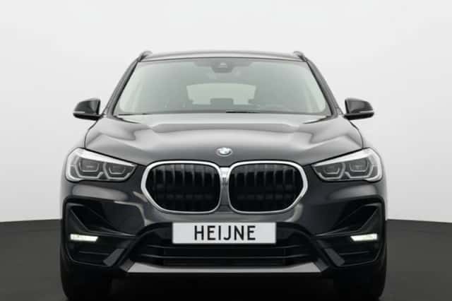 BMW X1 (2022) thumbnail 5