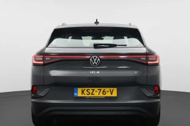 Volkswagen ID.4 (2021) thumbnail 5