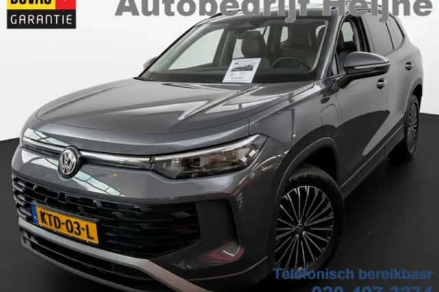 Volkswagen Tayron (2025) thumbnail 1