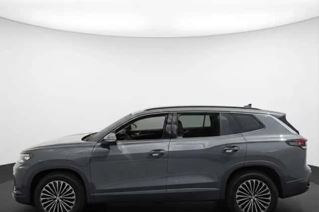 Volkswagen Tayron (2025) thumbnail 6