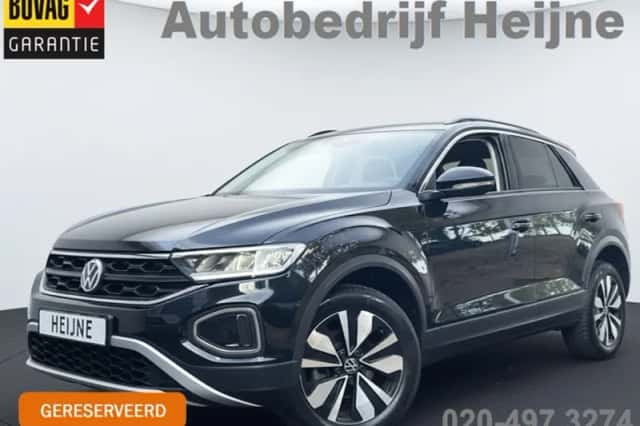 Volkswagen T-Roc (2025) thumbnail 1