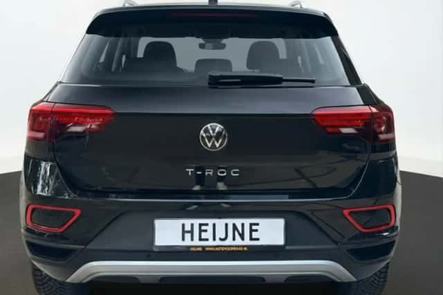 Volkswagen T-Roc (2025) thumbnail 5