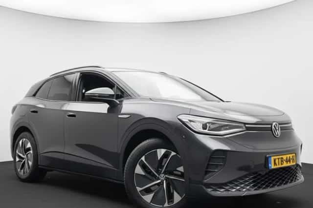 Volkswagen ID.4 (2021) thumbnail 3