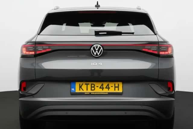 Volkswagen ID.4 (2021) thumbnail 5