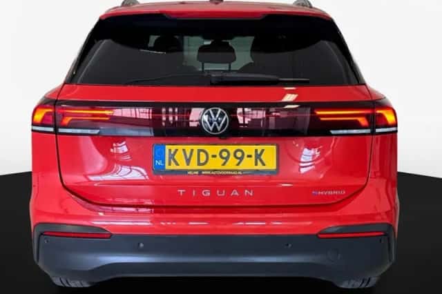 Volkswagen Tiguan (2025) thumbnail 6