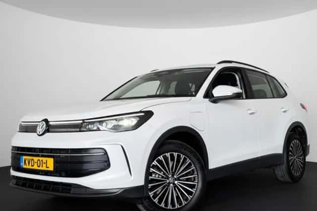 Volkswagen Tiguan (2025) thumbnail 2