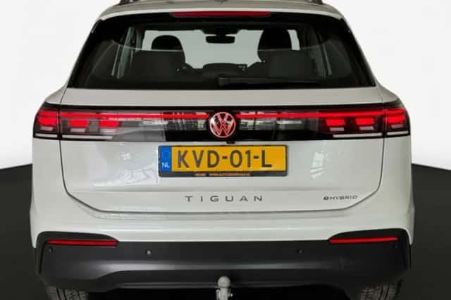 Volkswagen Tiguan (2025) thumbnail 6