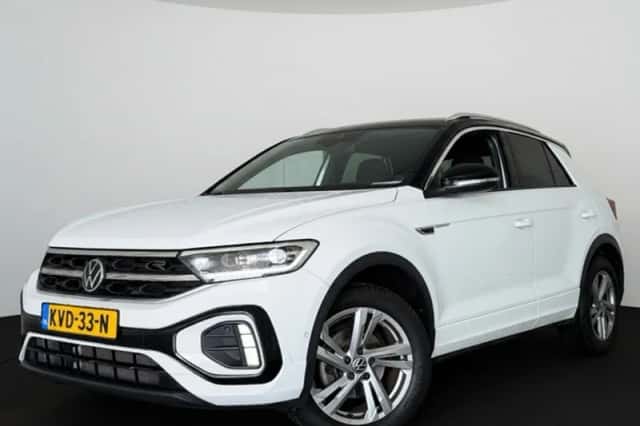 Volkswagen T-Roc (2023) thumbnail 2