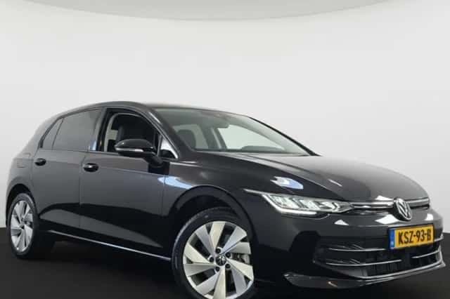 Volkswagen Golf (2025) thumbnail 3