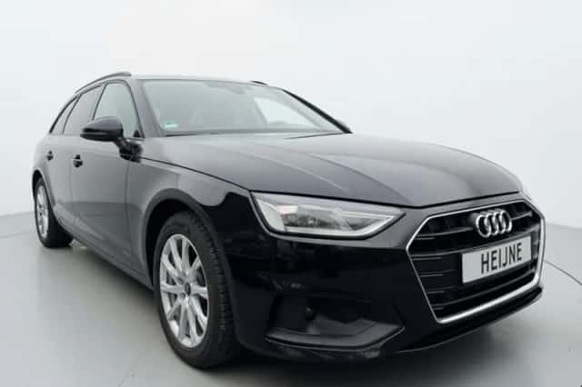 Audi A4 (2022) thumbnail 3