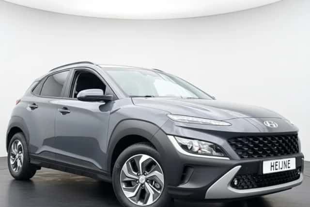 Hyundai Kona (2021) thumbnail 3