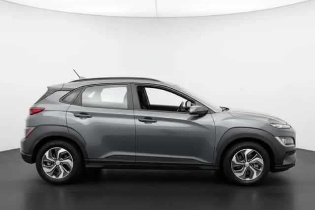 Hyundai Kona (2021) thumbnail 5