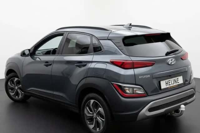 Hyundai Kona (2021) thumbnail 6