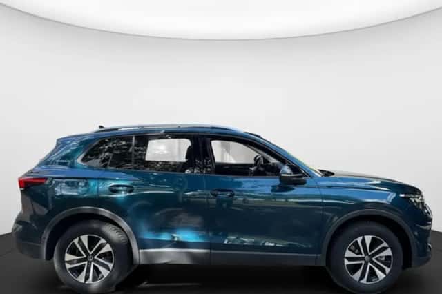 Volkswagen Tiguan (2025) thumbnail 4