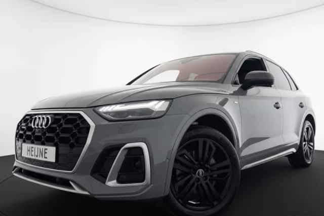 Audi Q5 (2022) thumbnail 2