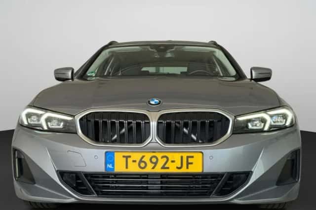BMW 3-Serie (2023) thumbnail 2