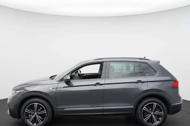 Volkswagen Tiguan (2022) thumbnail 5