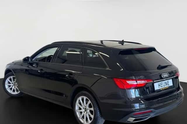 Audi A4 (2022) thumbnail 6