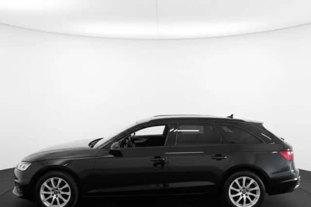 Audi A4 (2022) thumbnail 4
