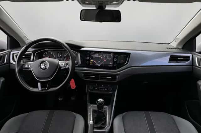 Volkswagen Polo (2020) thumbnail 2