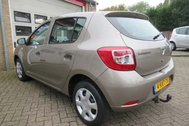 Dacia Sandero (2013) thumbnail 18