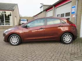 Hyundai i30 (2012) thumbnail 12