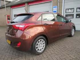 Hyundai i30 (2012) thumbnail 16