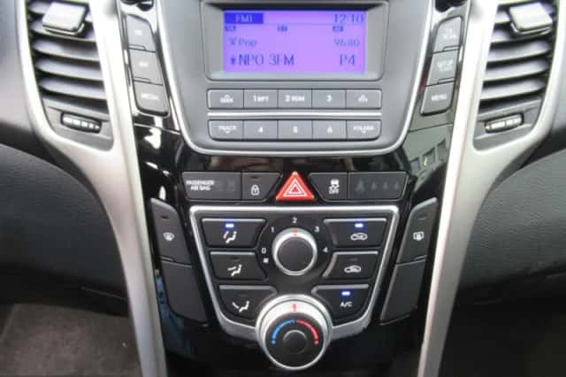 Hyundai i30 (2012) thumbnail 8
