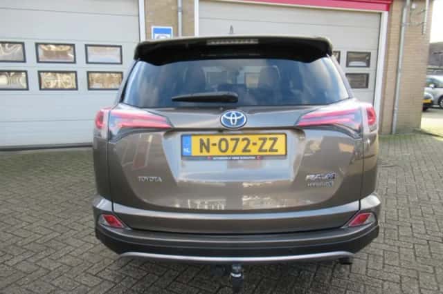 Toyota RAV4 (2017) thumbnail 22