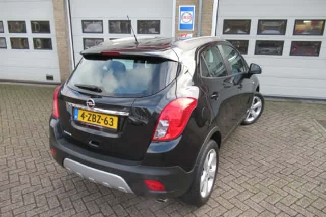 Opel Mokka (2012) thumbnail 2