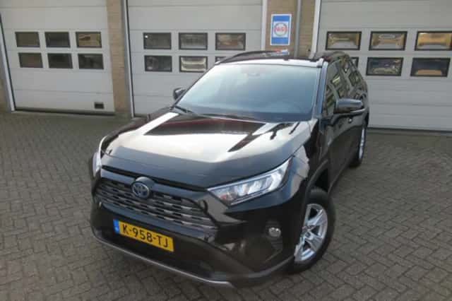 Toyota RAV4 (2021)