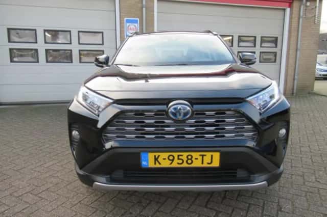 Toyota RAV4 (2021) thumbnail 11