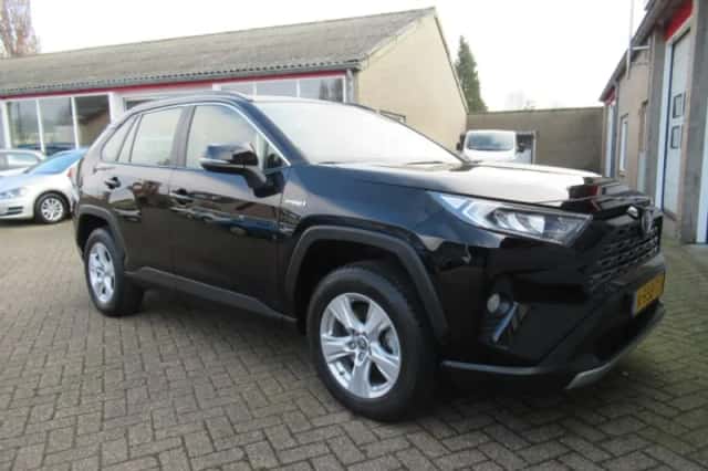 Toyota RAV4 (2021) thumbnail 15